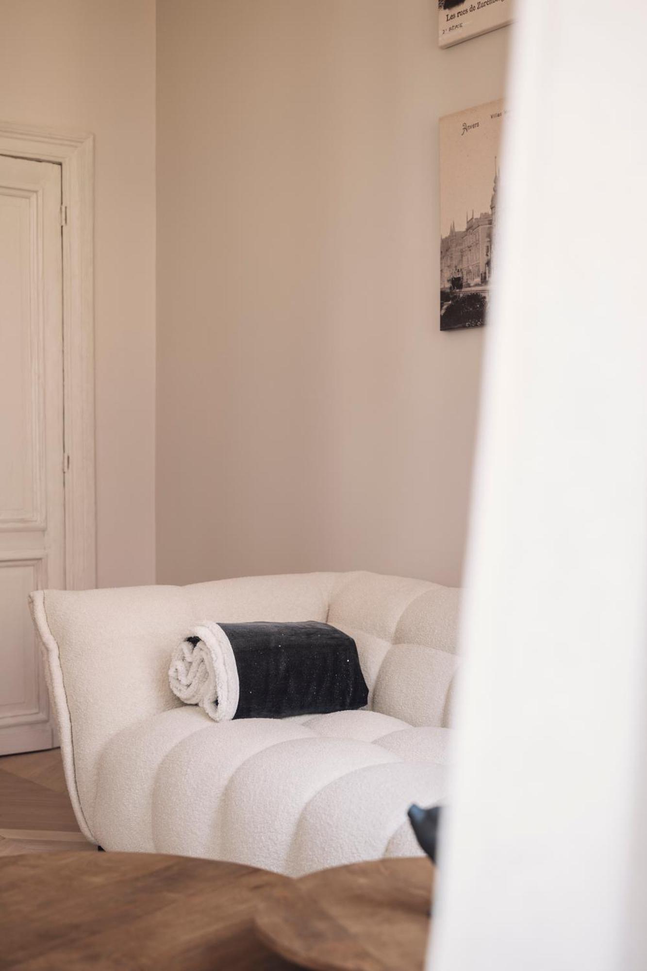 Zurenborg Suites Antwerpen Exteriör bild